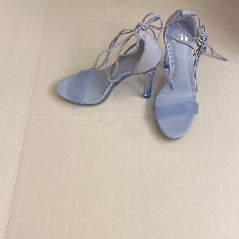 GB Ladies Shoes - Picture 2 of 6